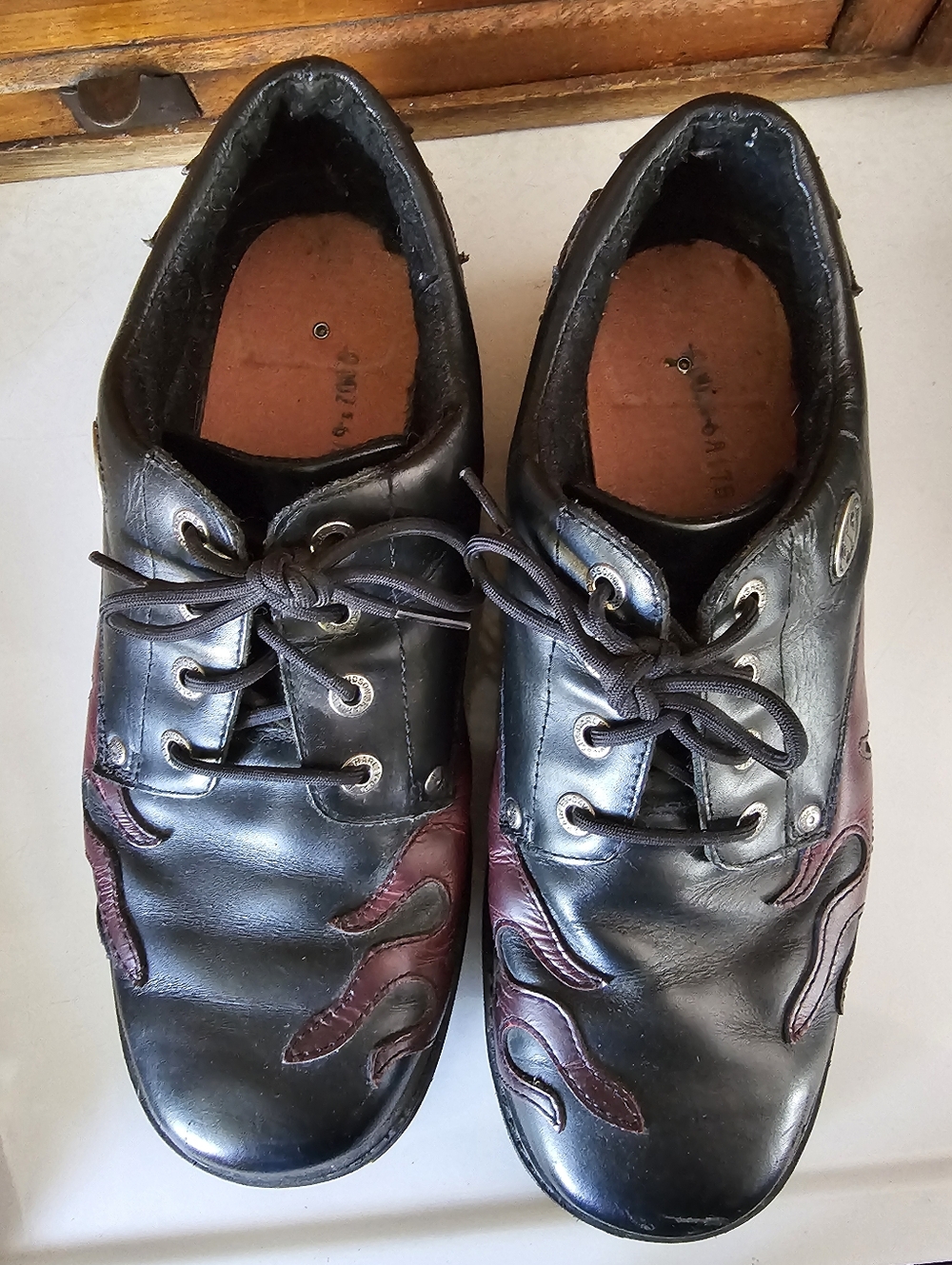 Harley-Davidson Men's Black Casual Lace-Up Shoes with Burgundy Flame Accents